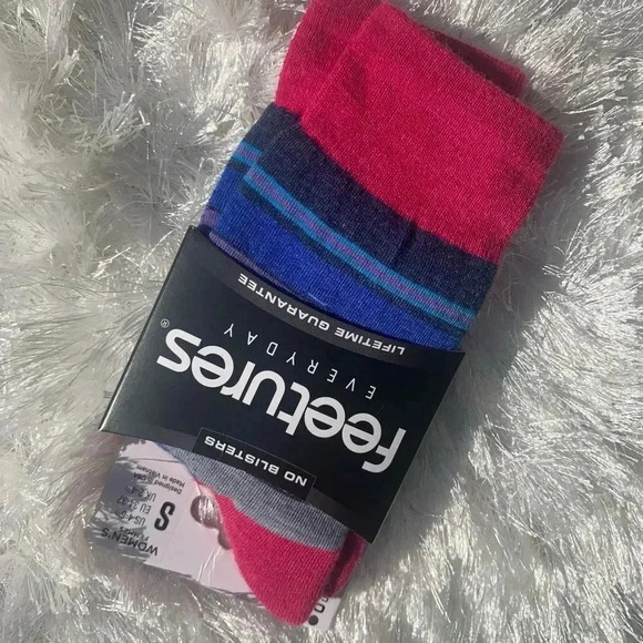 Feetures Everyday Cushioned Socks - Picture 5 of 8